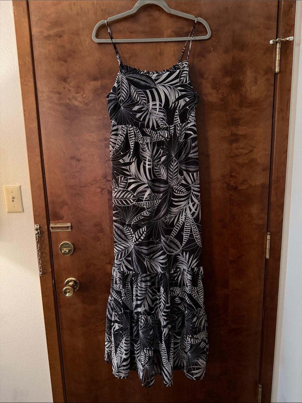 Banana Republic Black and White Tropical-Leaf Maxi Dress